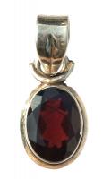 Sterlingsilber  Anhänger mit faccetiertem Granat