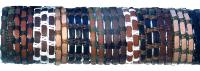Lederarmbänder  auf Rolle